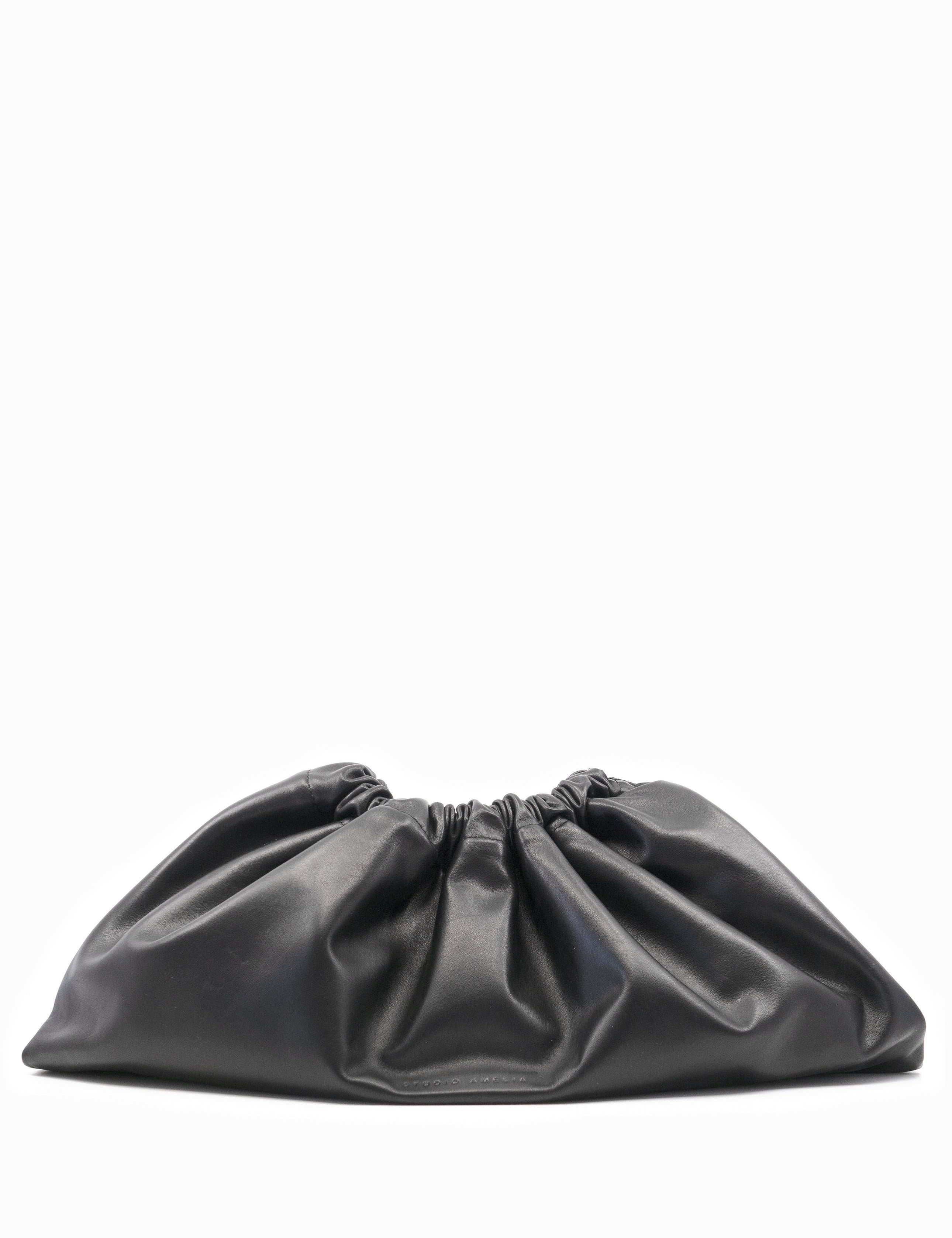 1.3-Black-Bag_ONLINE_A.jpg