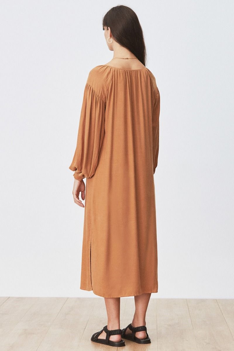 The Hannare Dress Cocoa