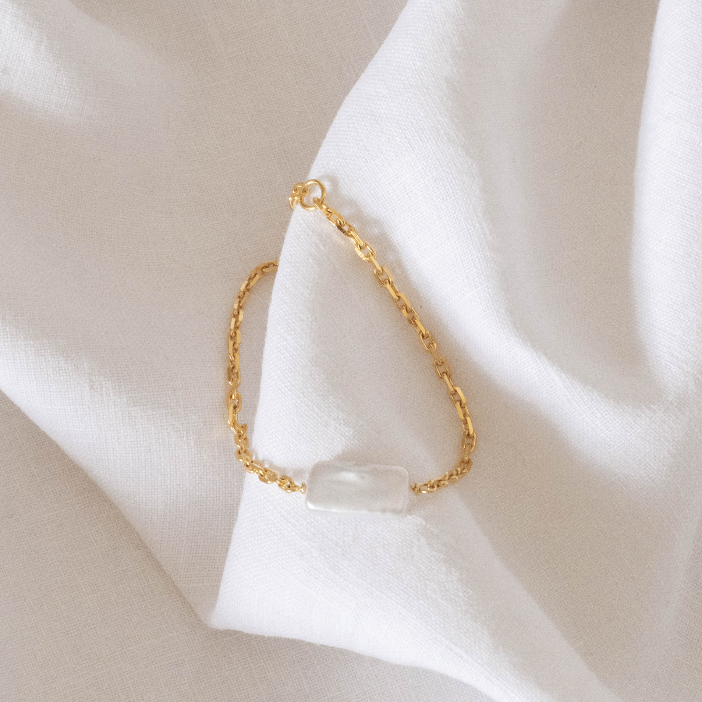 Eleanor Pearl Bracelet