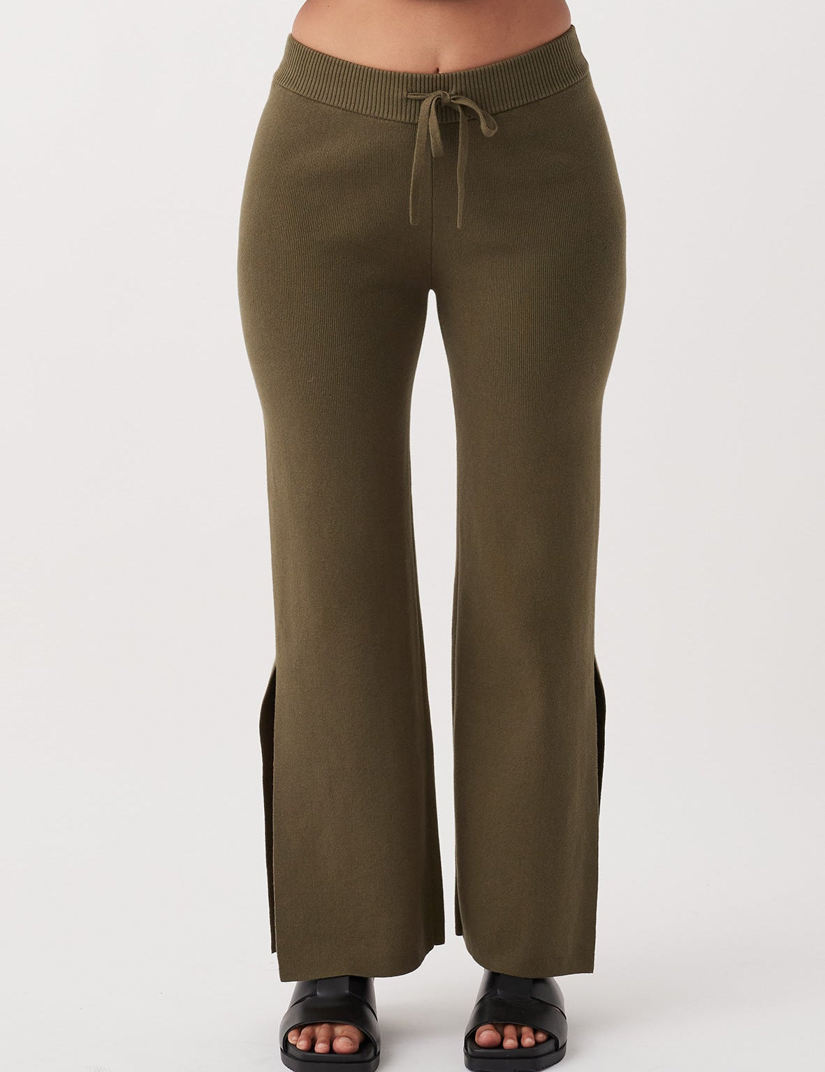 1N011_RIAPANT_OLIVE_1.jpg