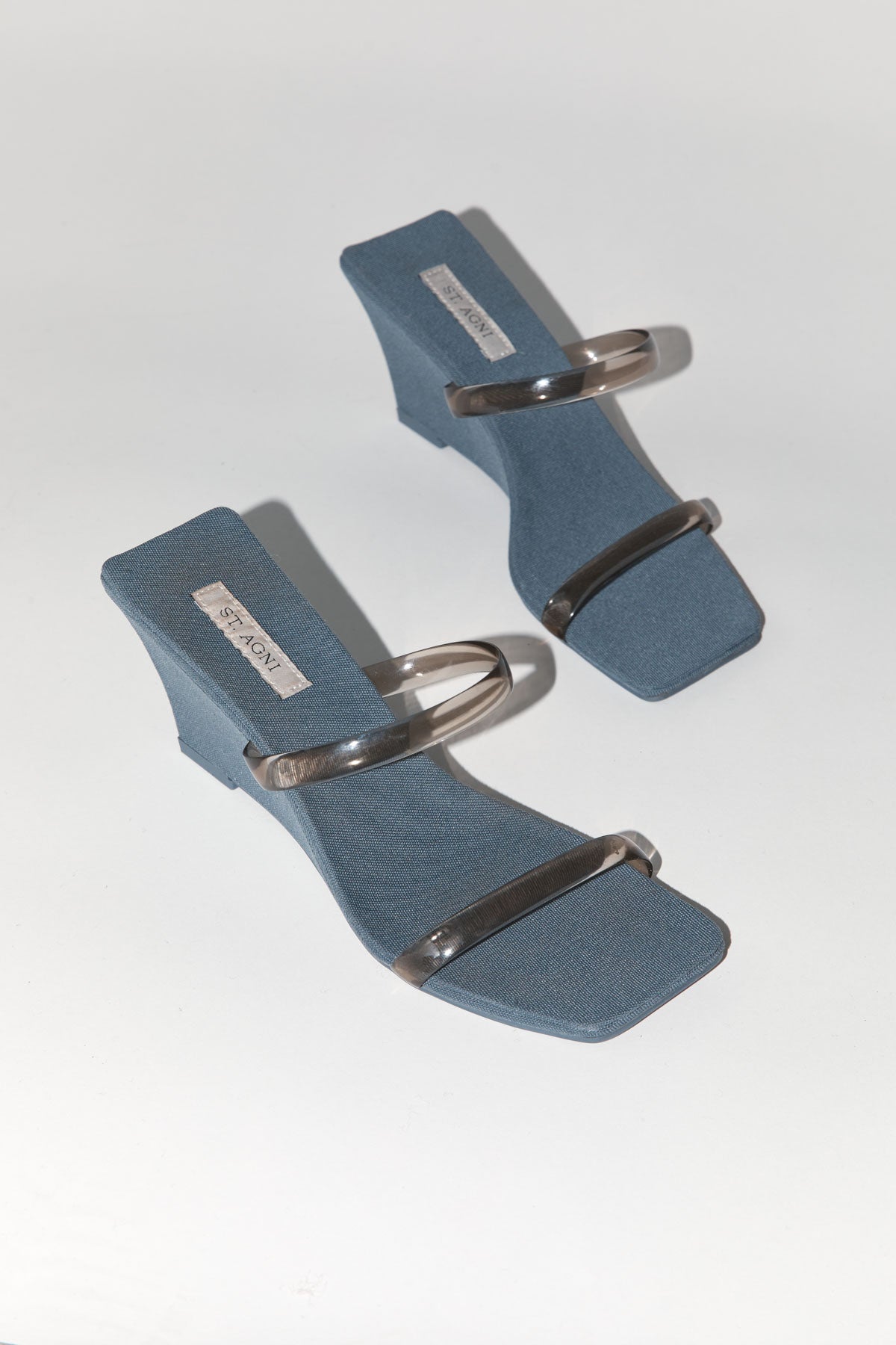 Transparent Wedge - Slate