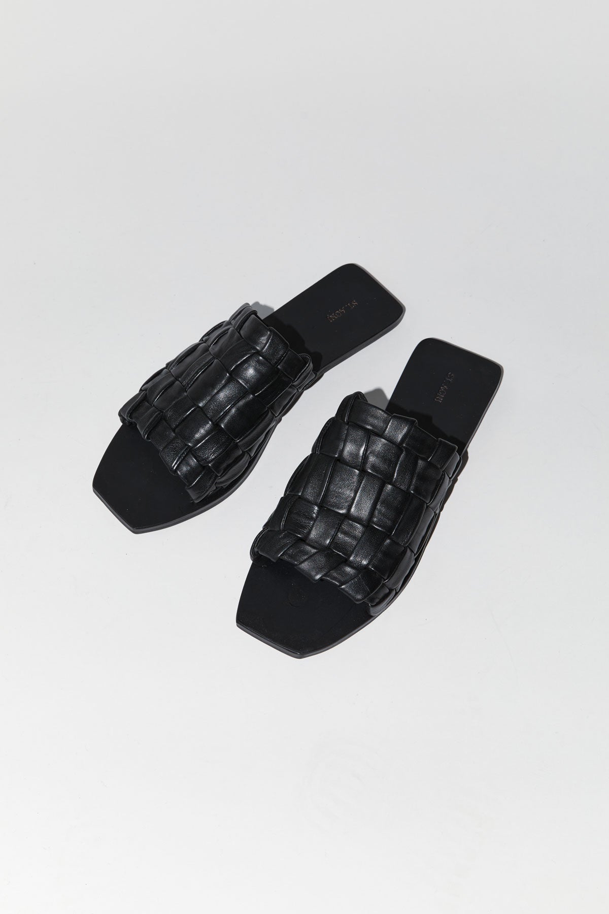 Textured Slide - Black