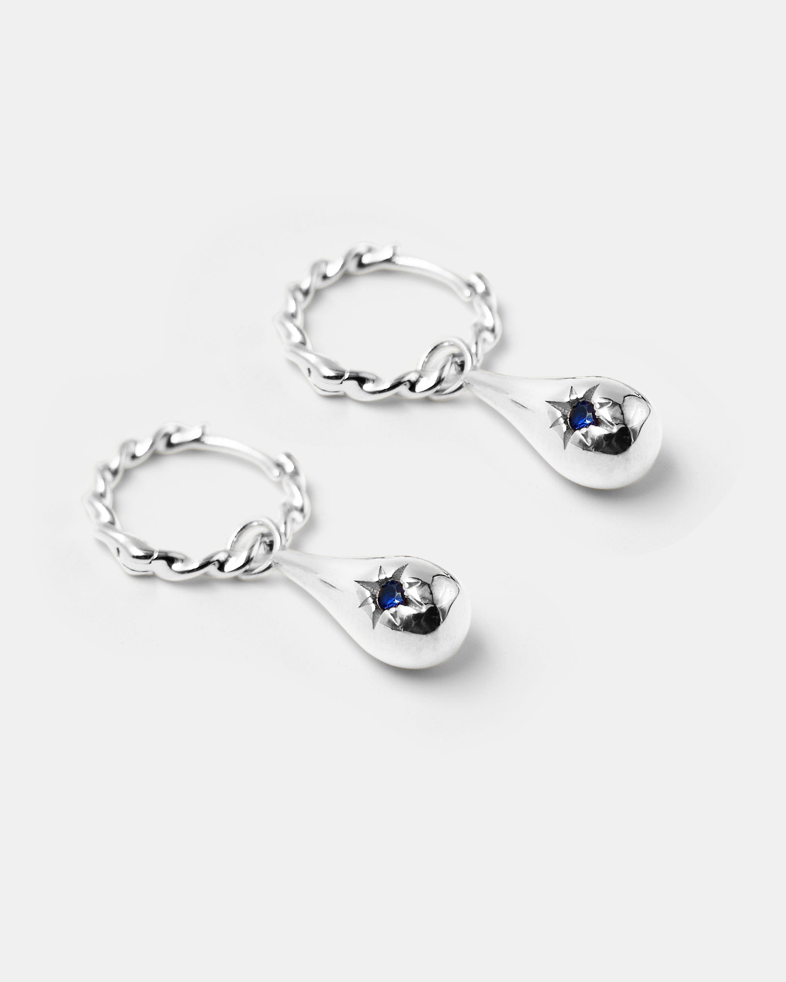 Tear Drop Twist Earring lapis/silver