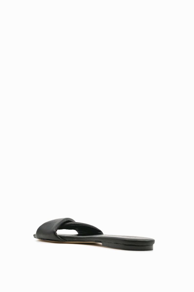 Twist Front 10 Flat - Black