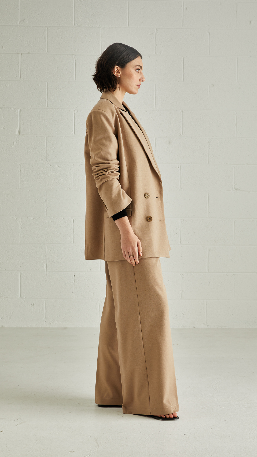 Signature Relaxed Tailored Trouser, Camel