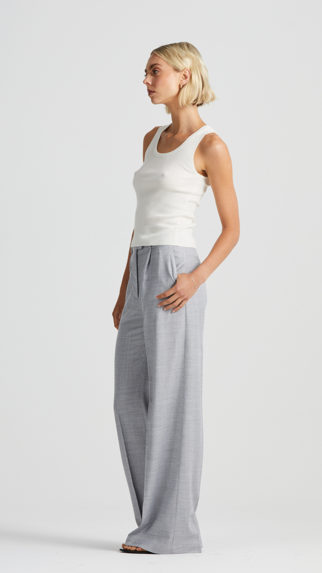 Signature Relaxed Tailored Trouser, Grey