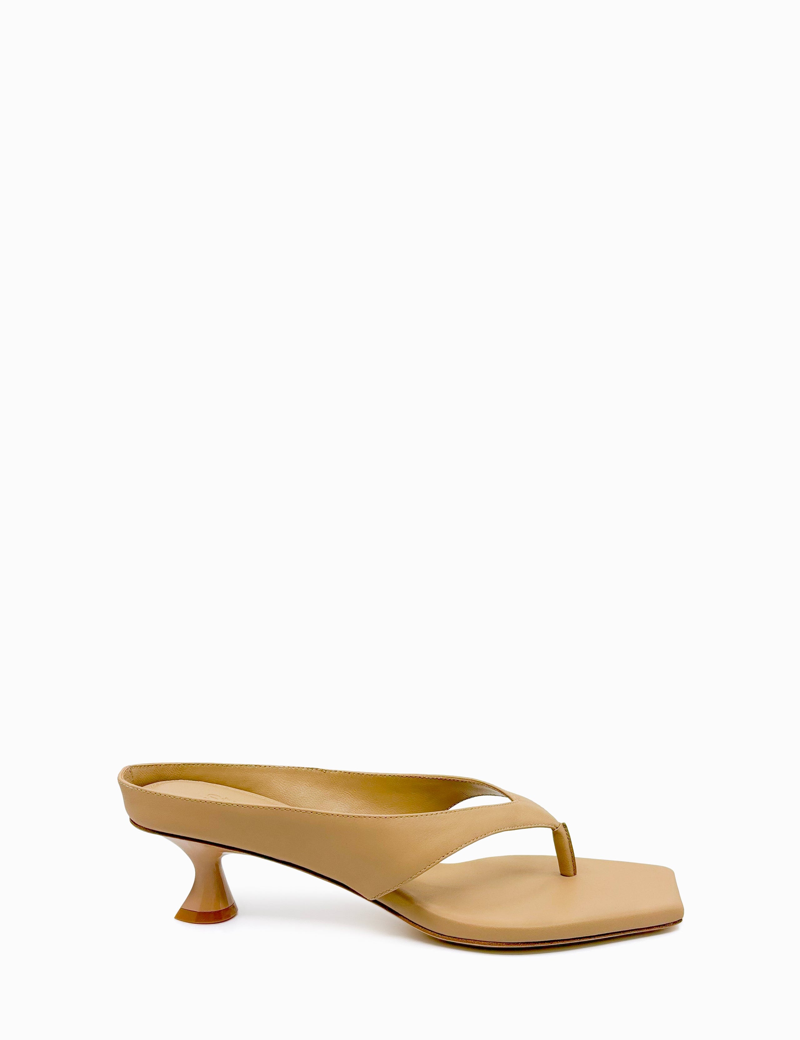 ANGELA_50_HEEL_BEIGE_A_ONLINE_7bbd53be-d282-43bc-b996-1e6ec1f71a1a.jpg