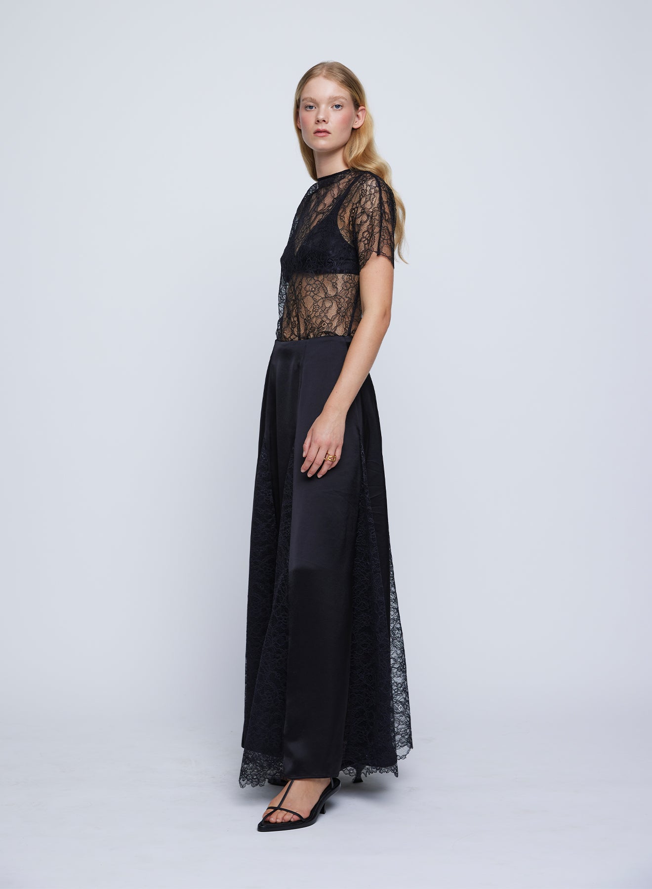 NYLA SKIRT - INK W/ BLACK LACE