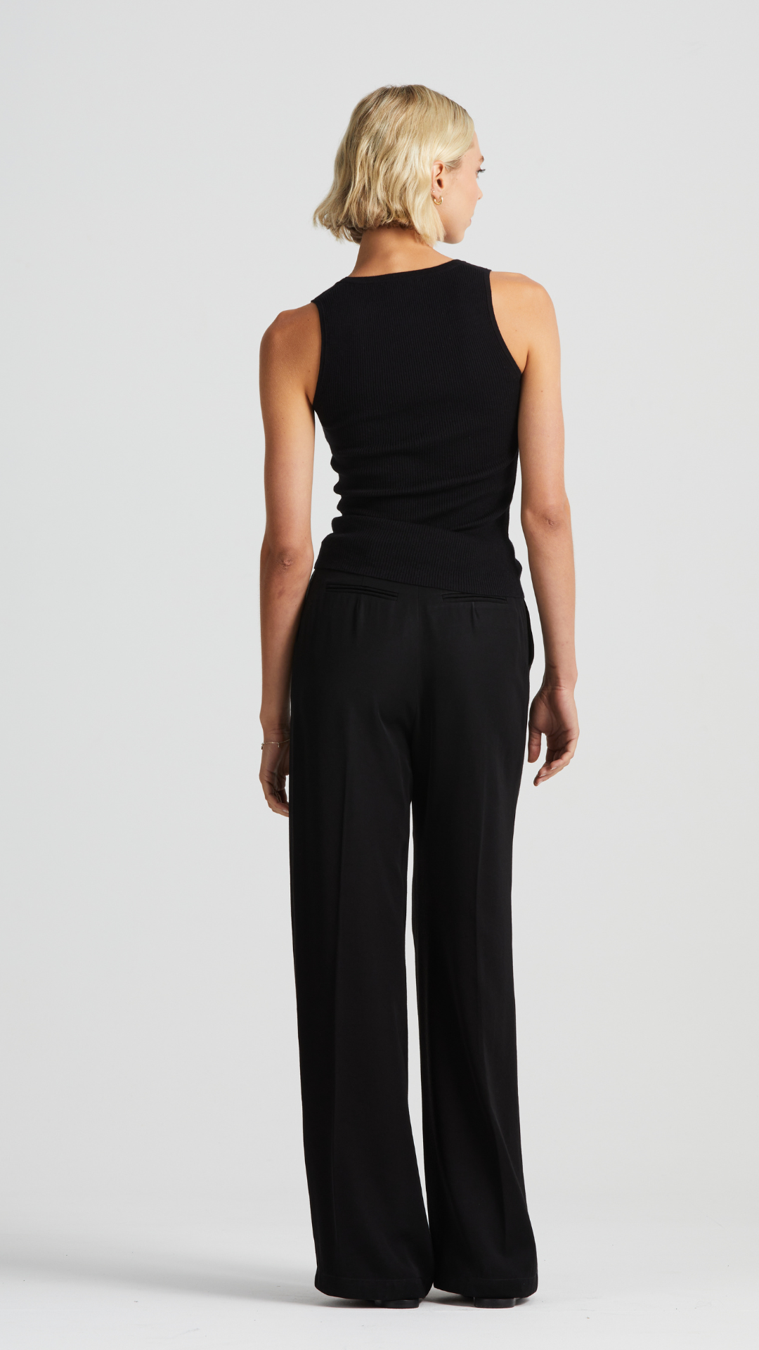 Signature Relaxed Tailored Trouser, Black Twill Tencel
