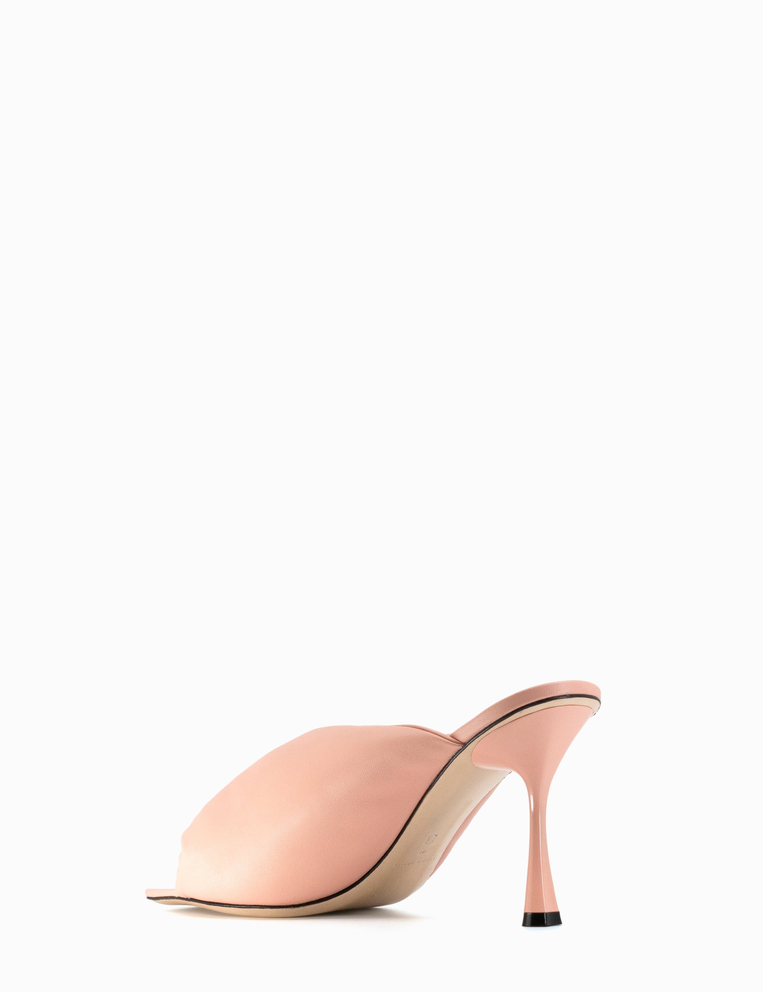 F408CFS_CROISSANT_90_HEEL_SALMON_B_ONLINE_6179f503-fa4c-4181-b808-799bb04904af.jpg