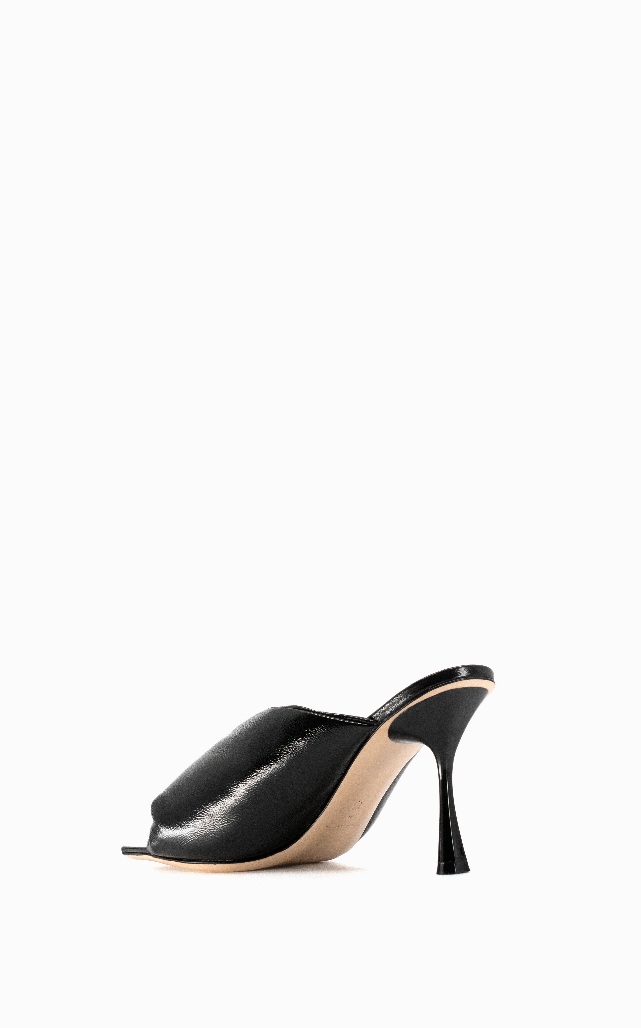 Croissant Patent 90 Heel | Black