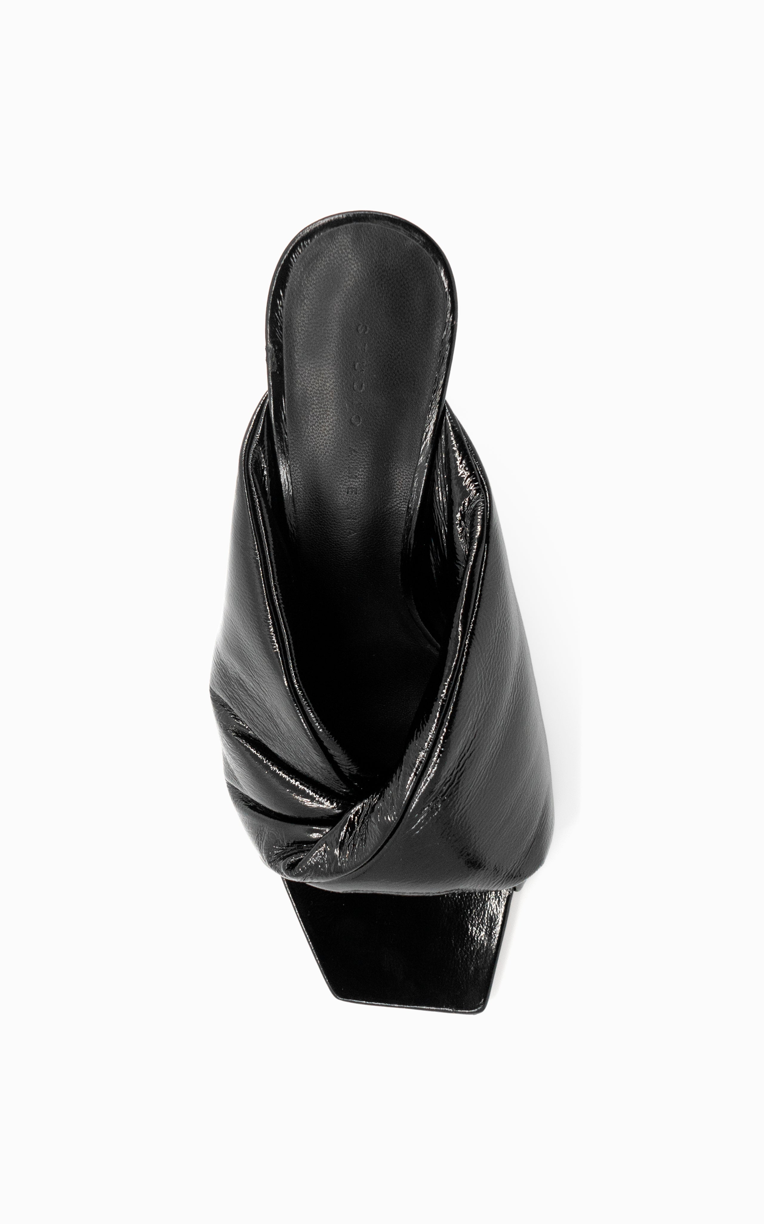 Croissant Patent 90 Heel | Black
