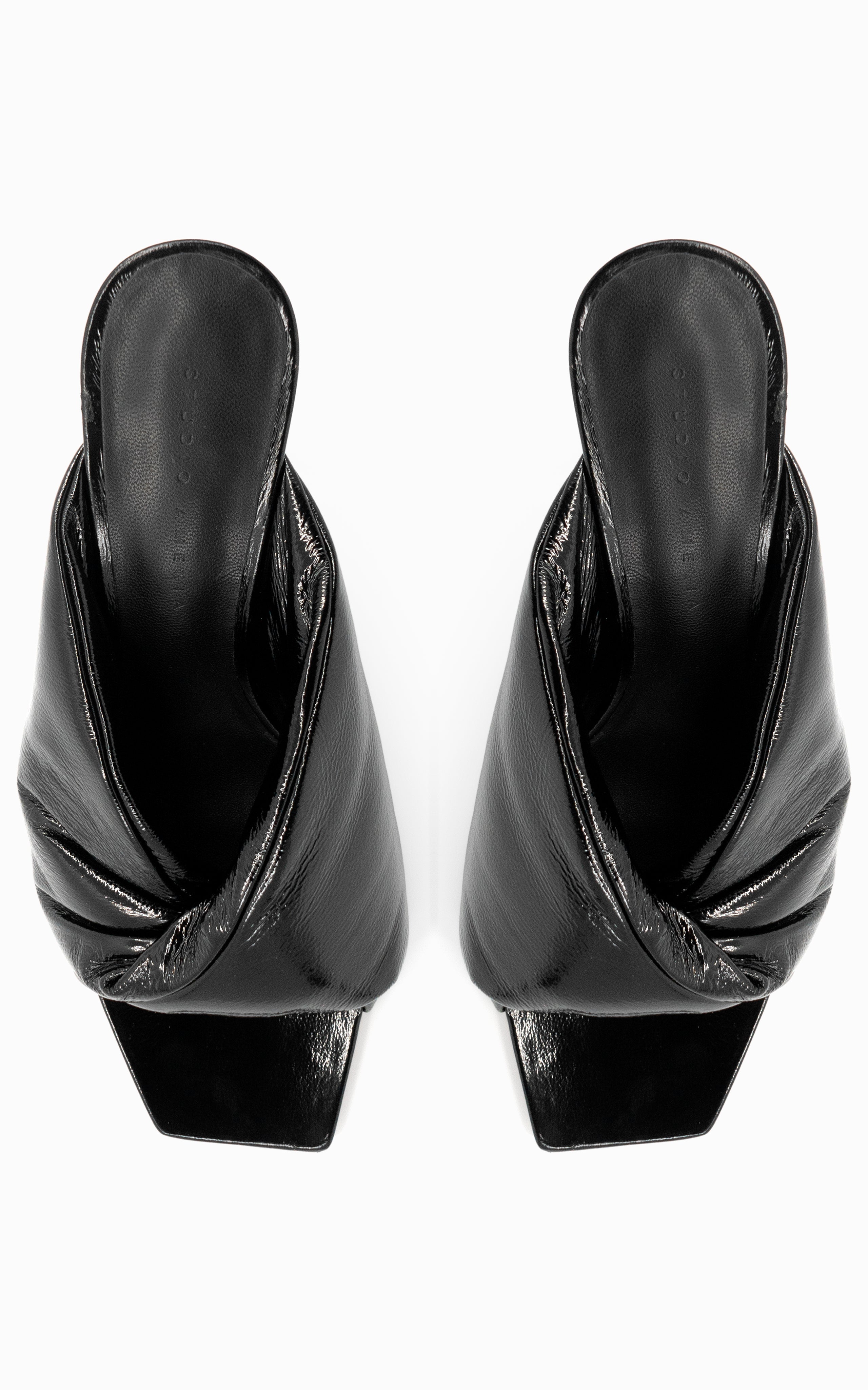Croissant Patent 90 Heel | Black