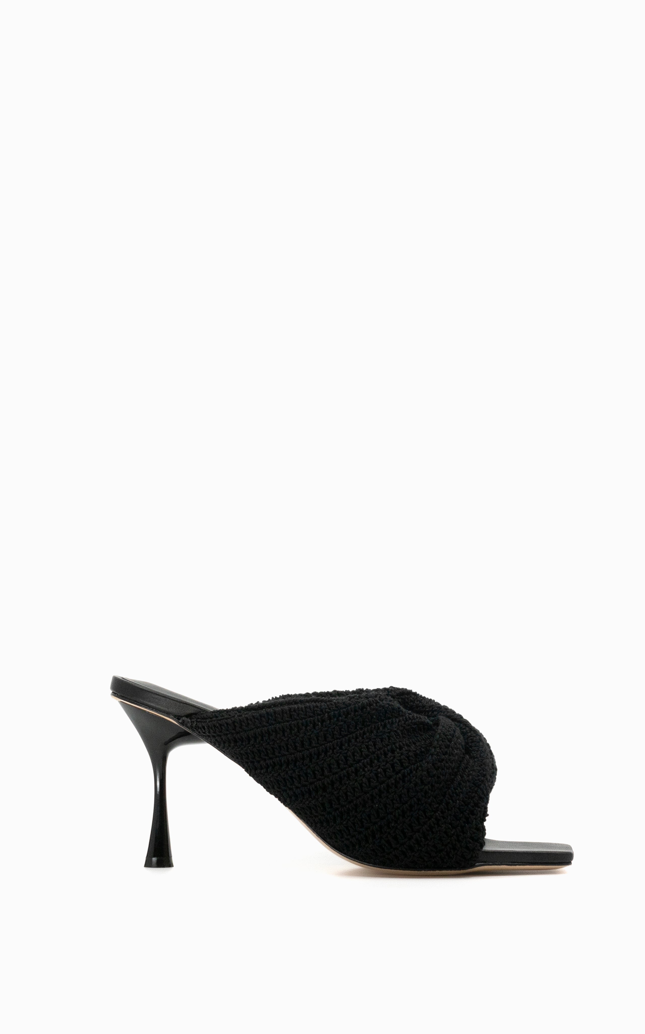 Croissant Crochet 90 Heel | Black