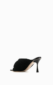 Croissant Crochet 90 Heel | Black