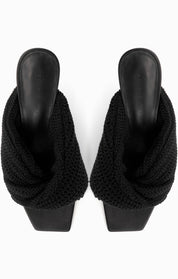 Croissant Crochet 90 Heel | Black