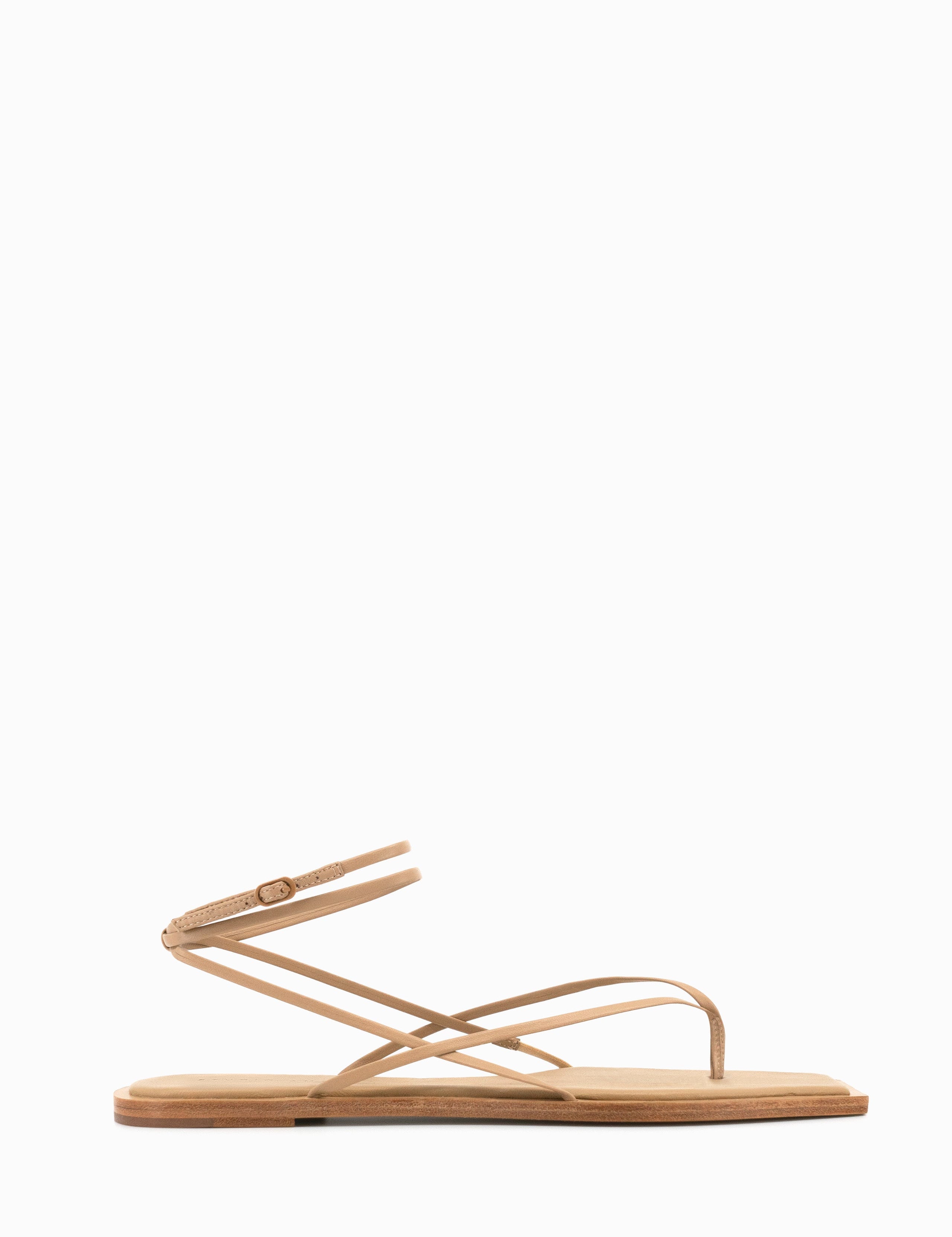 P22F422_SLINGSHOT_WRAP_FLAT_BEIGE__A__ONLINE_e957ce0c-f8ed-4586-9908-7acc660364b1.jpg