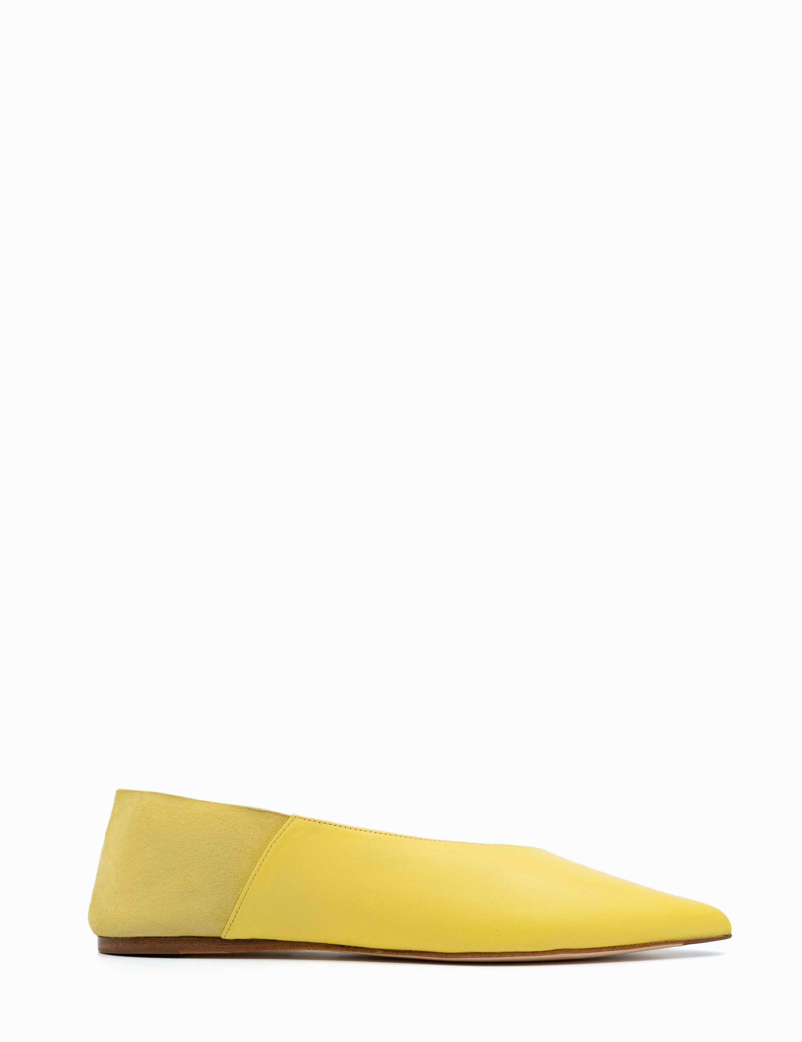 POINTED-BABOUCHE-SLIPPER-LEMON-A_c6ebd6d4-10c0-4668-b298-54747f425bd6.jpg