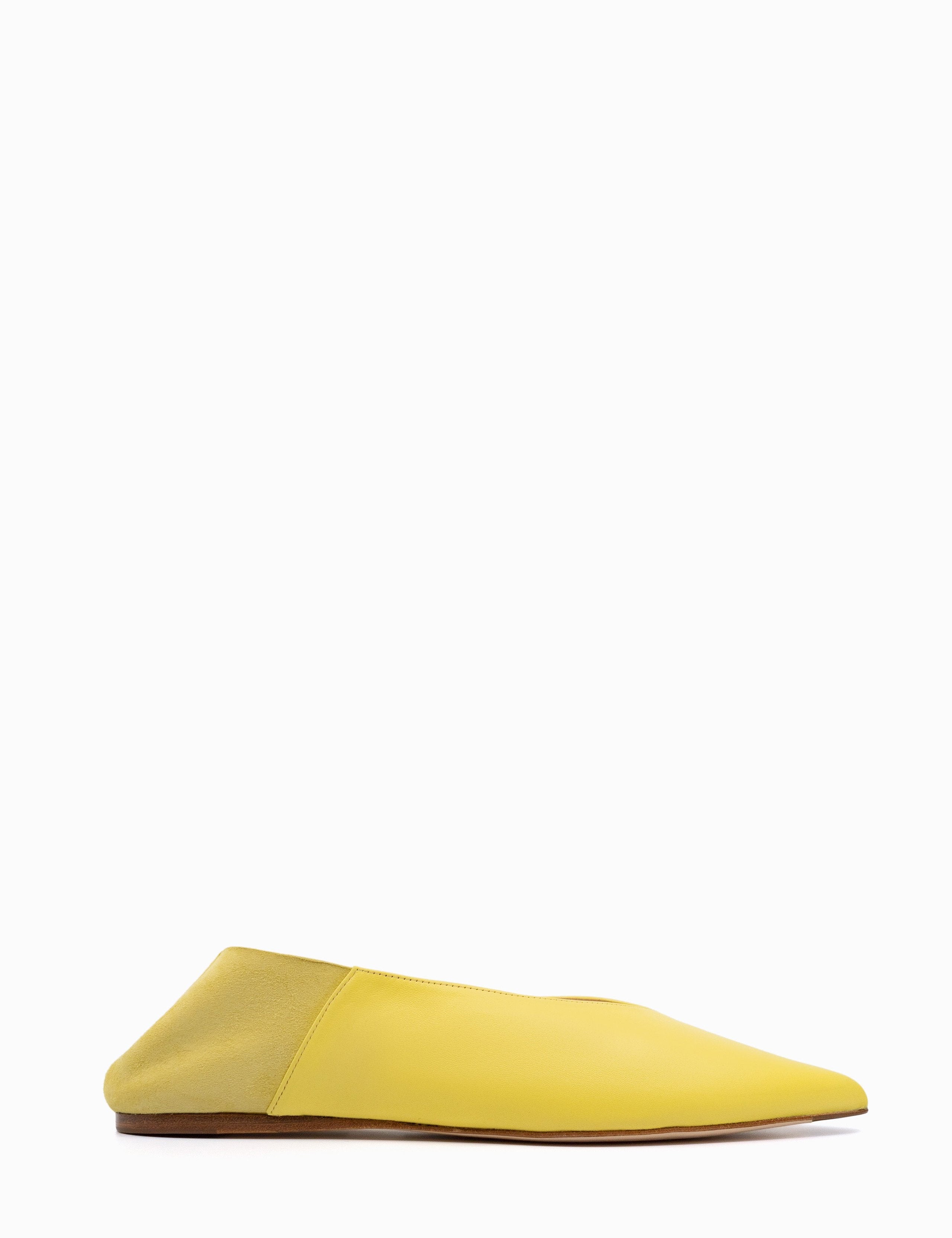 POINTED-BABOUCHE-SLIPPER-LEMON-B_14da7b17-2d23-48ca-bfd0-2f884e88a9ce.jpg