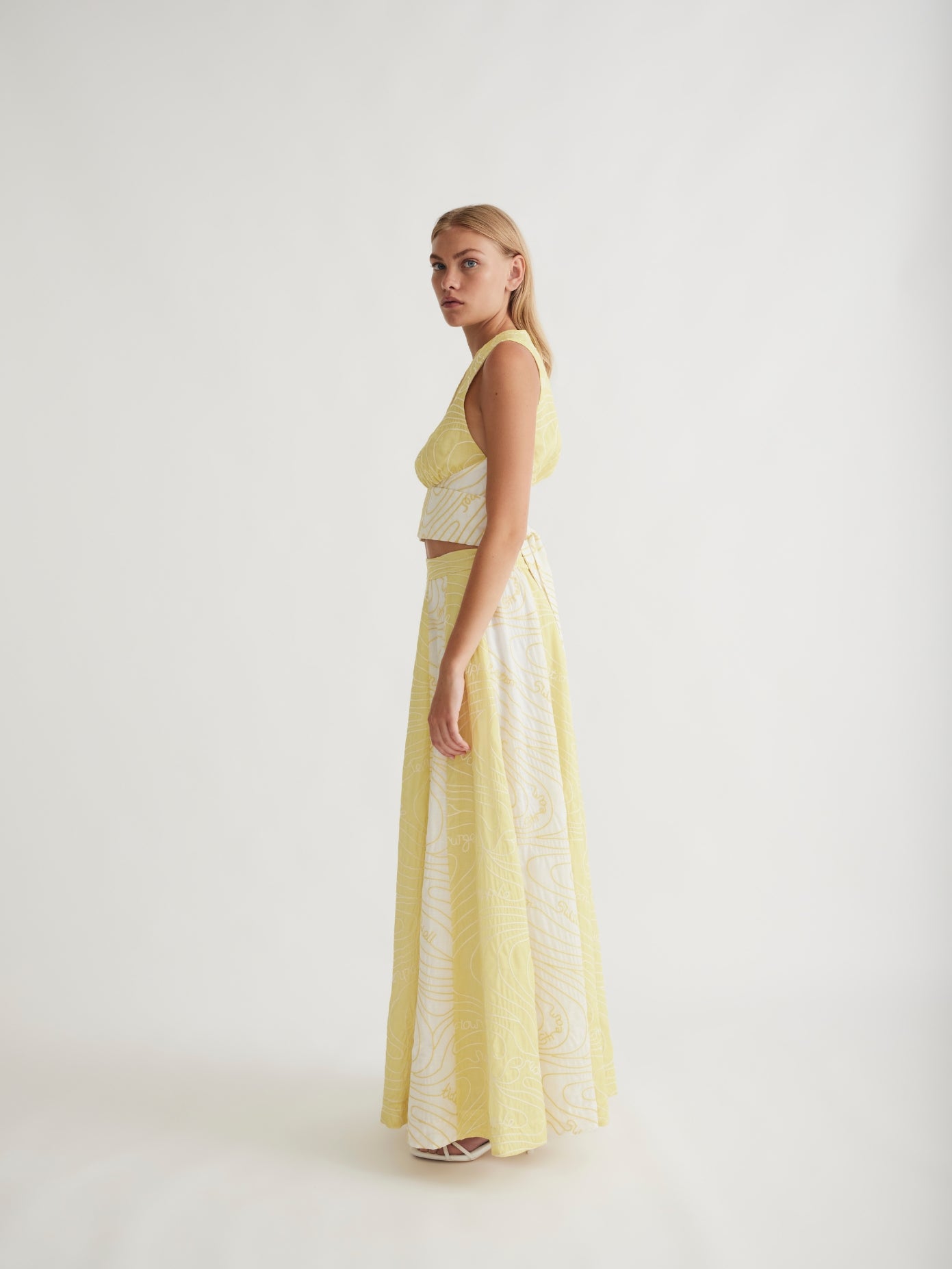 Surge Wrap Tie Waist Crop Zest