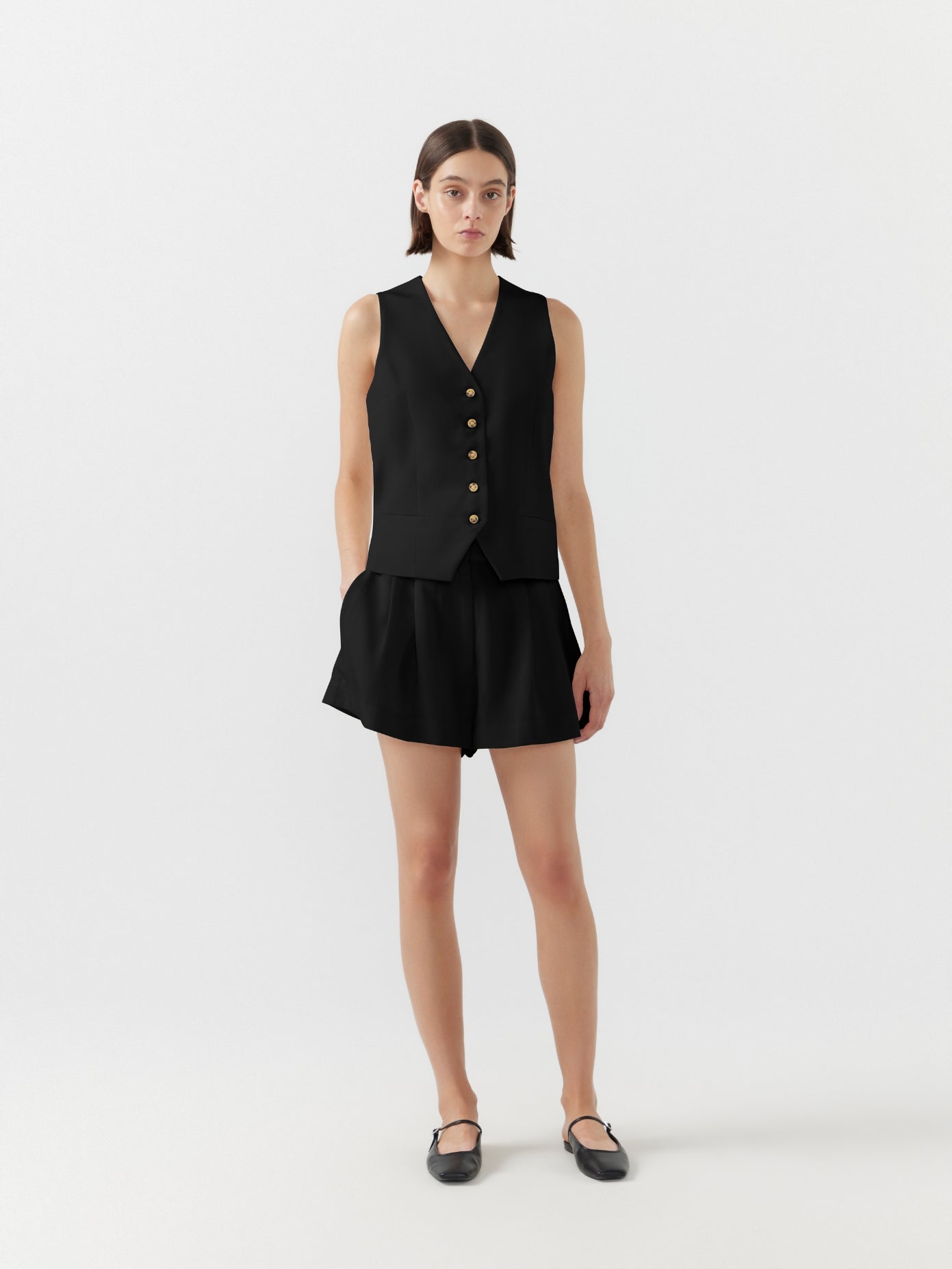 Valentina Short Black