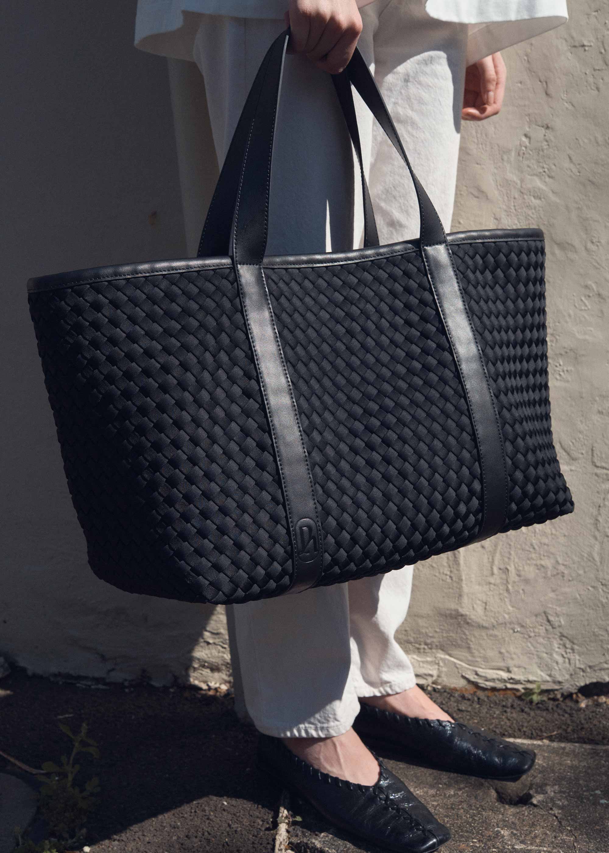 18.56 Woven Neoprene with Leather Carry-All Tote Black