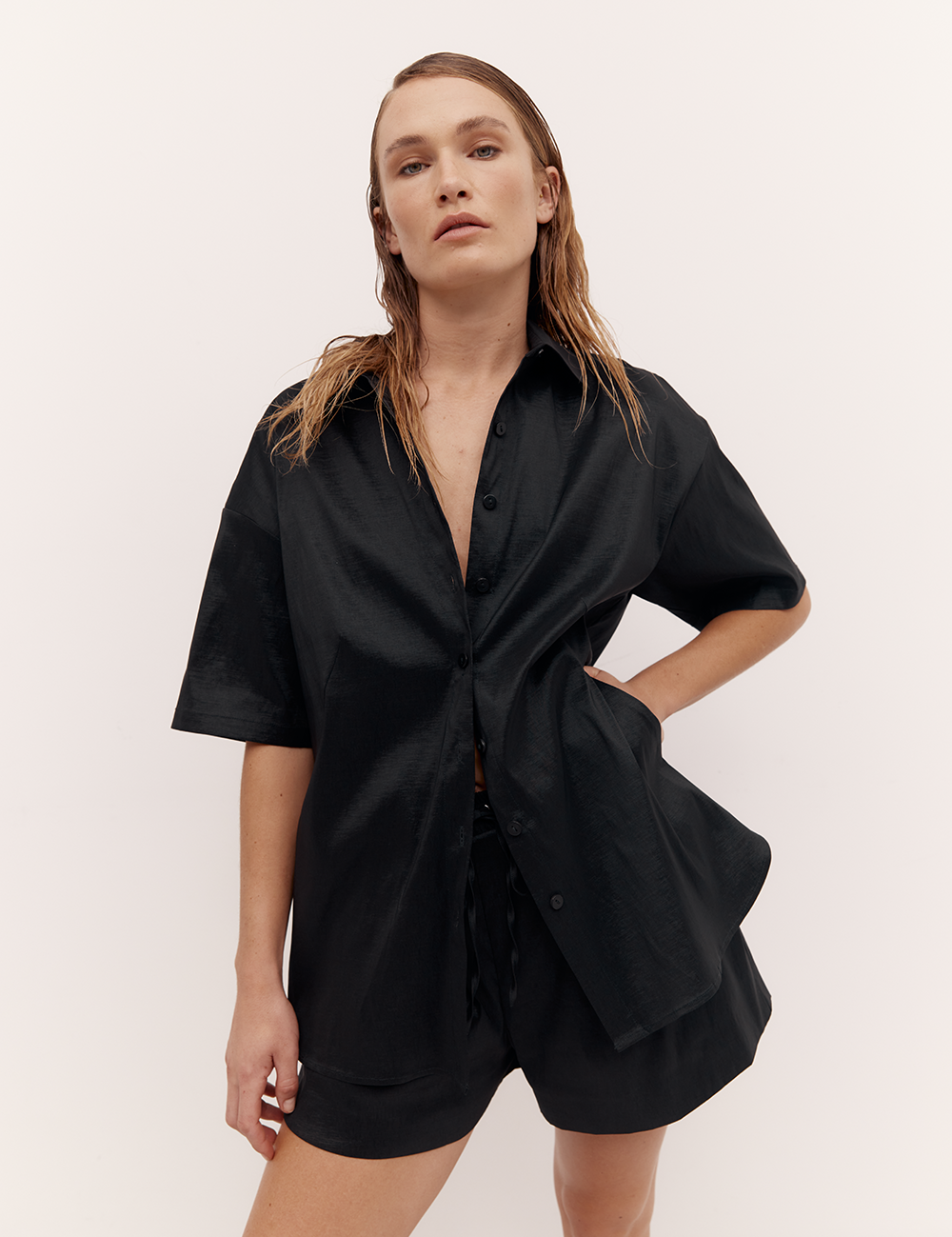 SHIRT_TAFFETA_BLACK.png