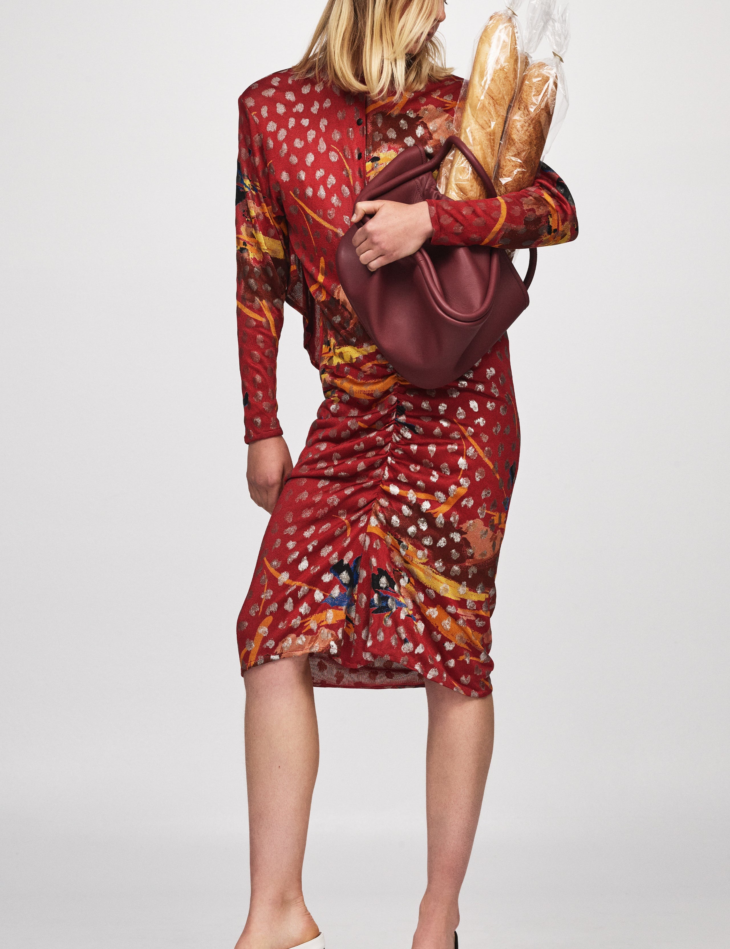 STUDIOAMELIA_RESORT24Lookbook_byBrunaVolpiandJakeTerrey_WebBanner8_b505a9a8-533c-4e09-9cc3-b7bd6eff772f.jpg
