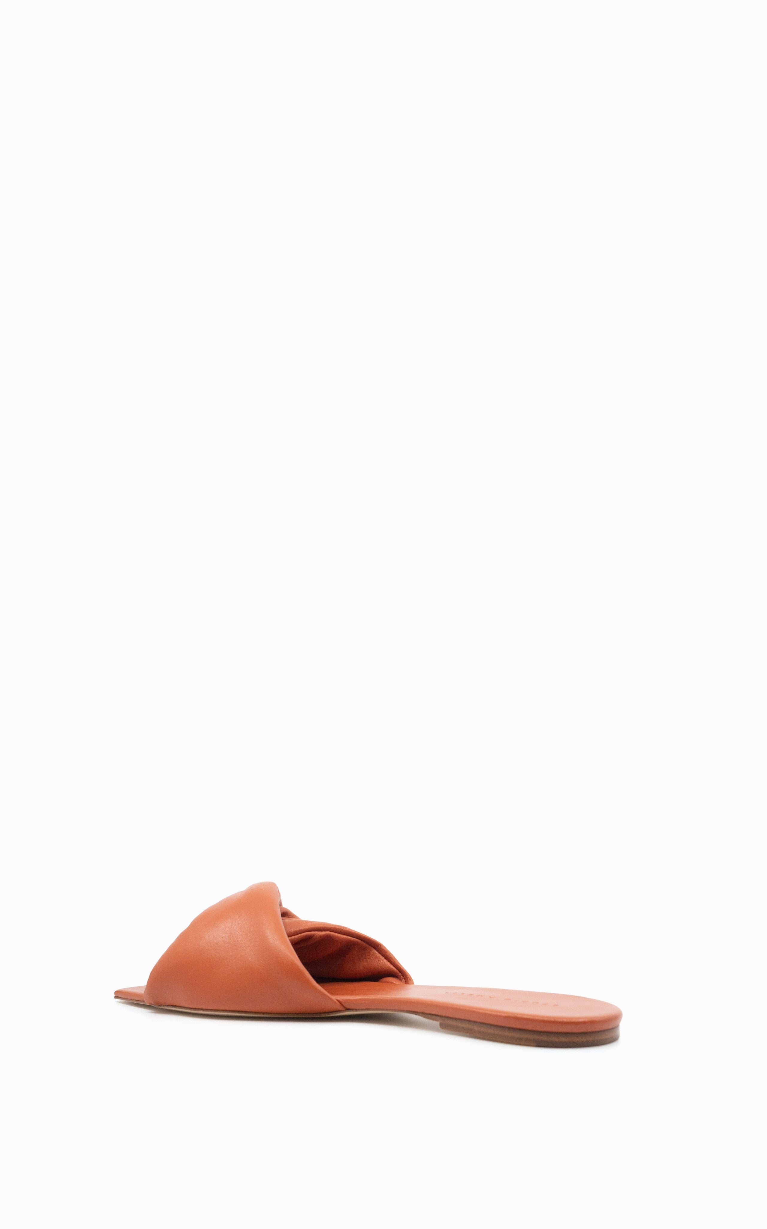 Twist Front 10 Flat | Terracotta