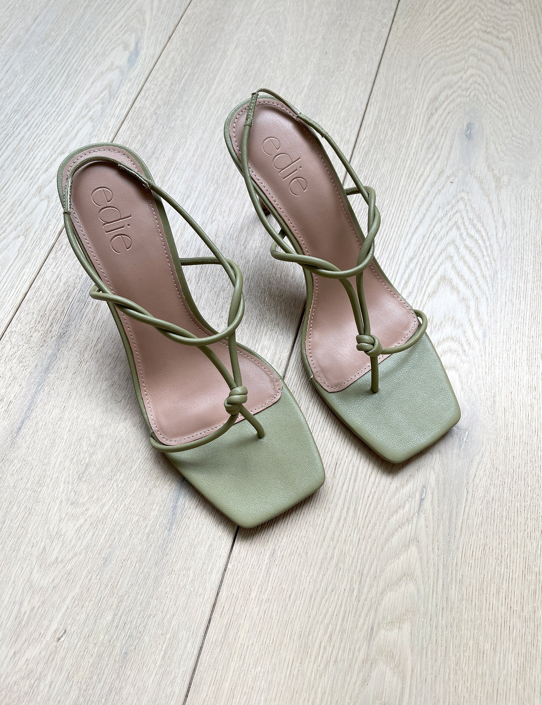 The-Undone_Edie_Betty-Knot-heel_Sage_lo.jpg