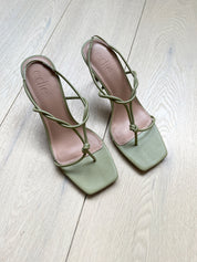 The Betty Knot Heel Sage