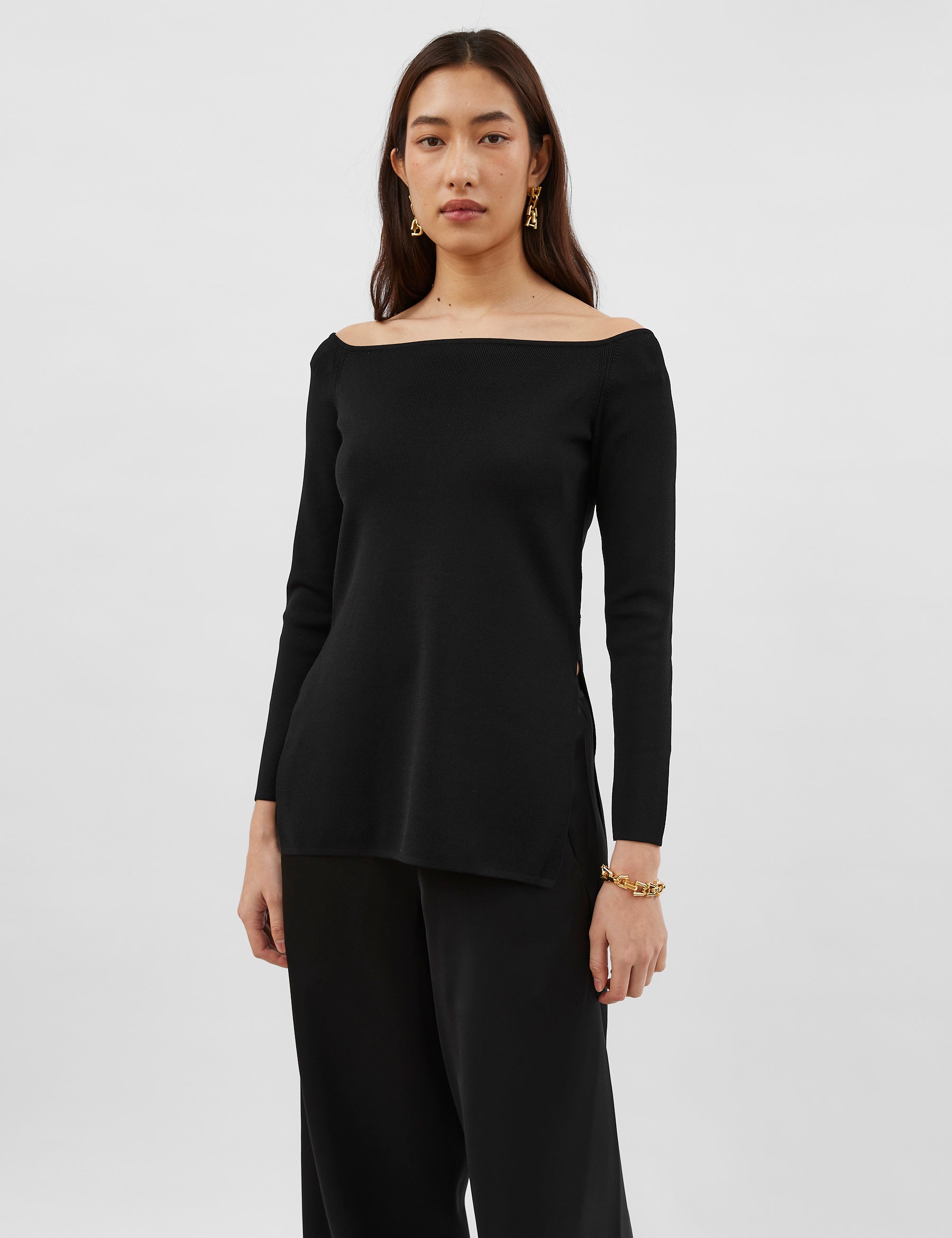 TheUNDONE_Esse_ObieOffTheShoulderTop_Black_C.jpg