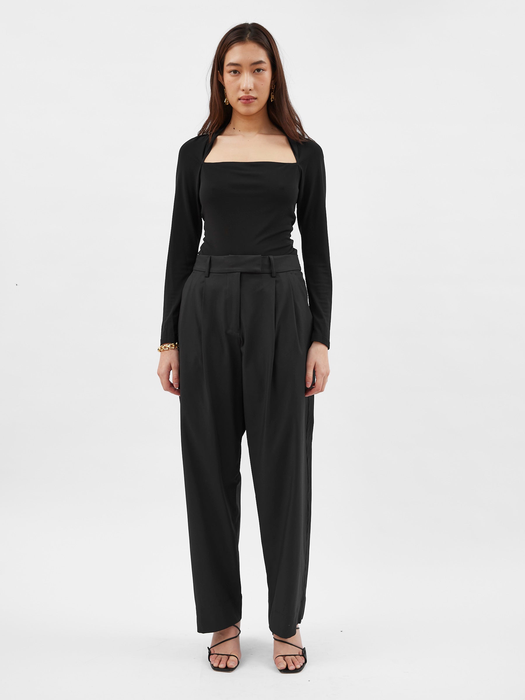 Odessa Square Top Black