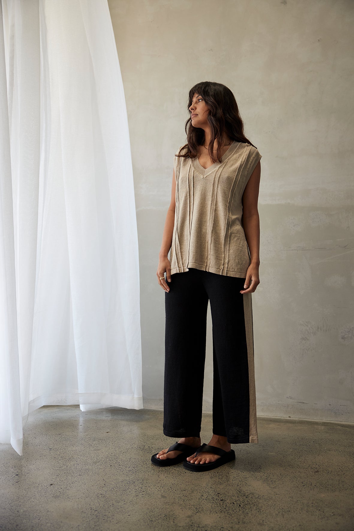 Darcy Linen Knit Vest - Taupe