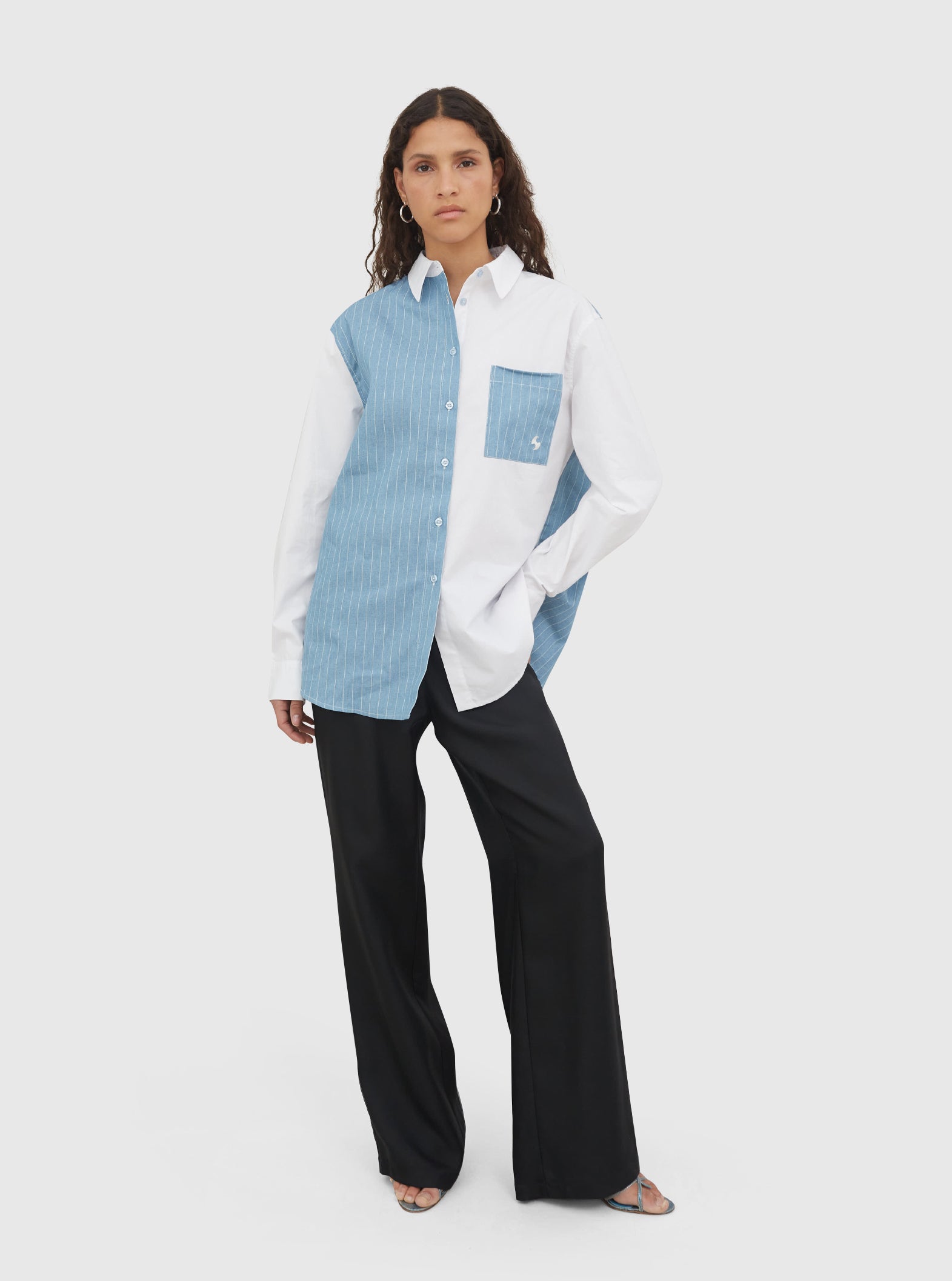 Vago Unisex Shirt