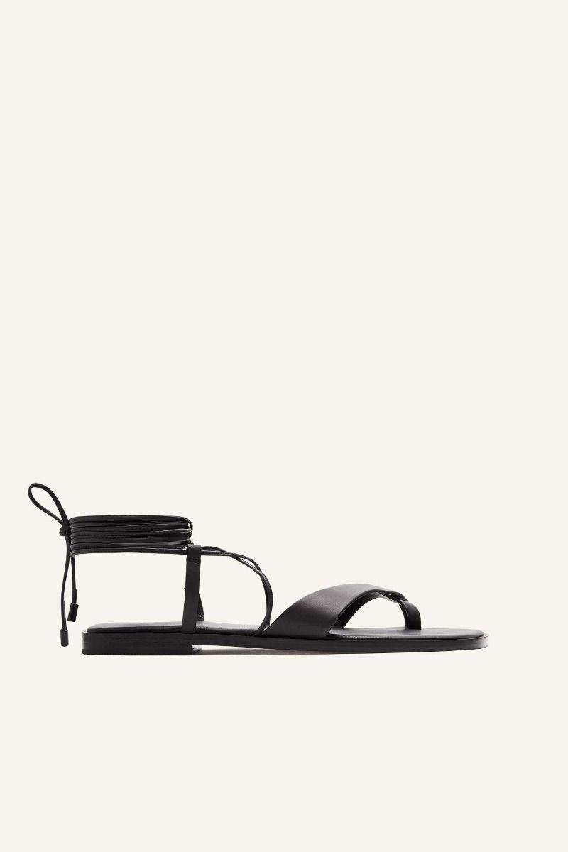 The Deia Sandal Black