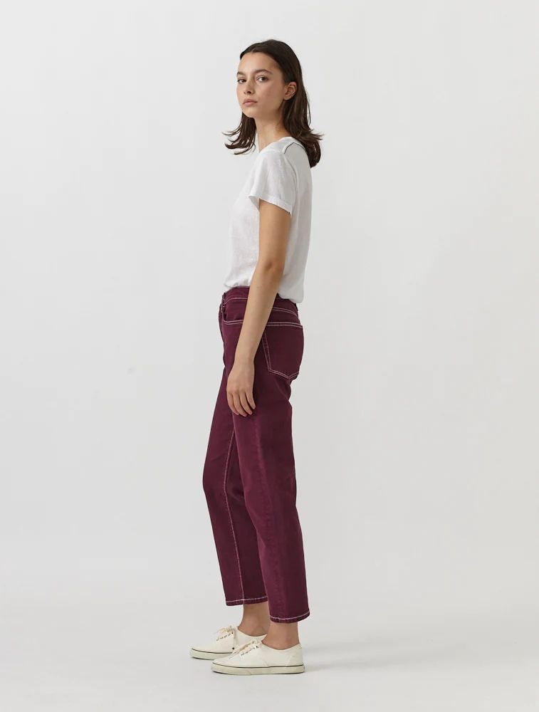 Classic Mid-Rise Jean - Burgundy