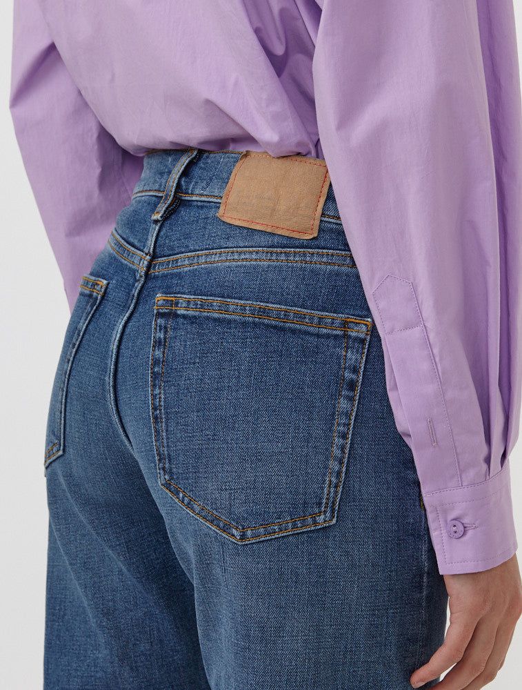 Classic Mid-Rise Jean - Mid-Vintage