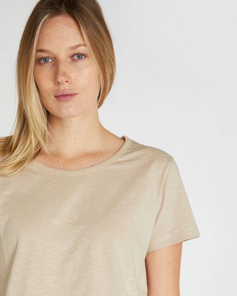 The Raw Hem Slub Tee Feather