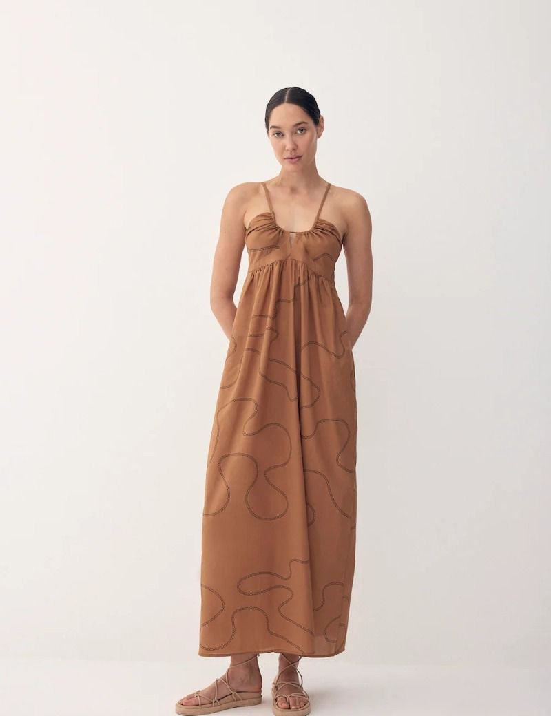 delphi_maxi_lasso_print_in_camel_320_webp.jpg