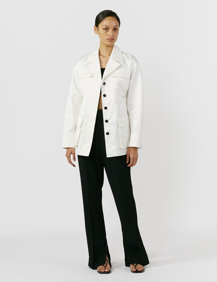 field-jacket-white-lvir-001_e545103b-19e6-4566-9731-bf4e3ee71a71.jpg