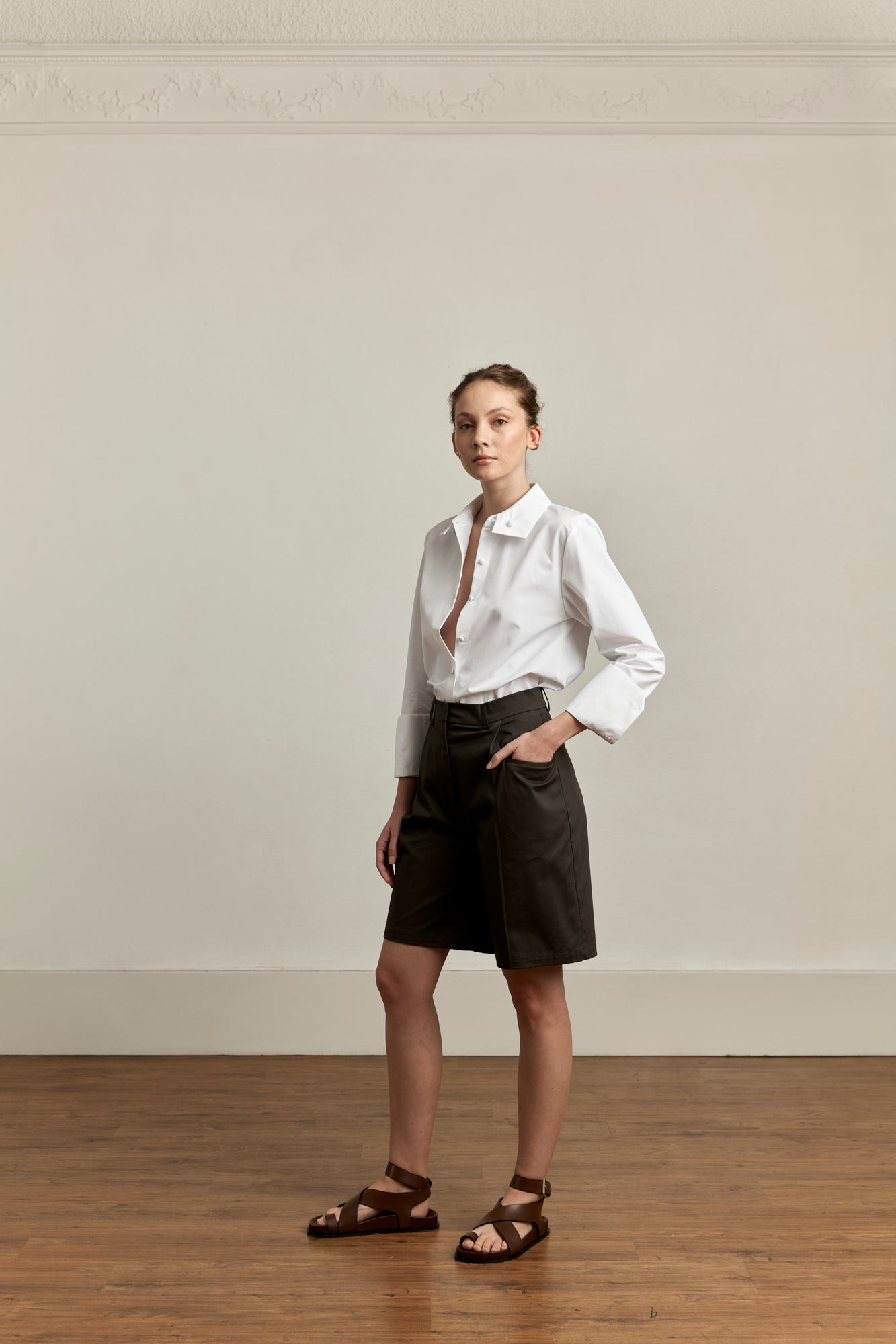 Clio Short | Carob