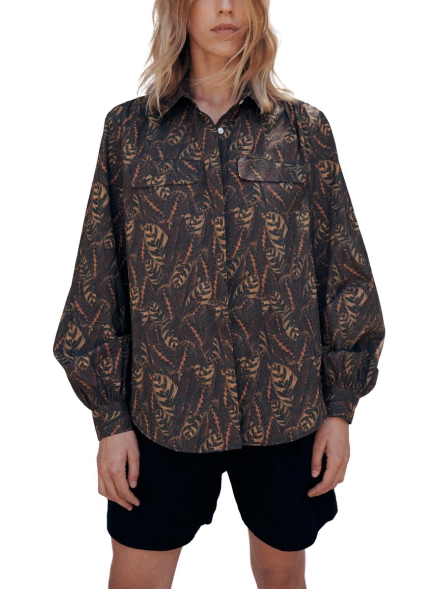 Long Sleeve Shirt Leaf Print