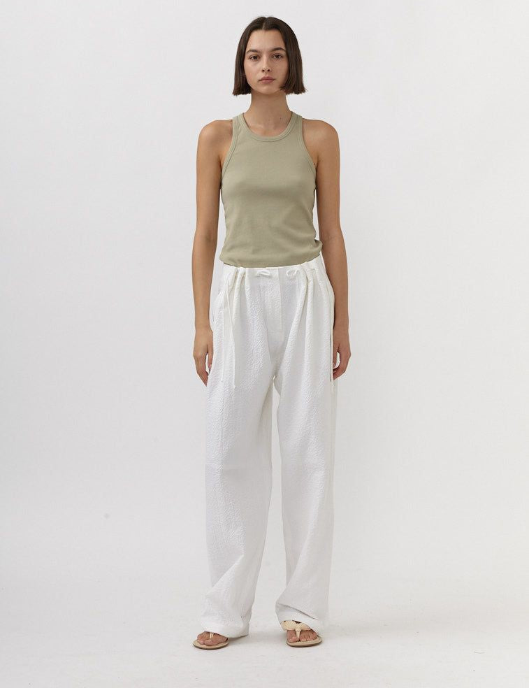 merida-trouser-white-le17septembre-001_bfe88f7e-2b9e-4fa3-bbb8-8abf204724ce.jpg