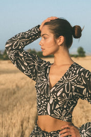 Ollie Top Black Botanic