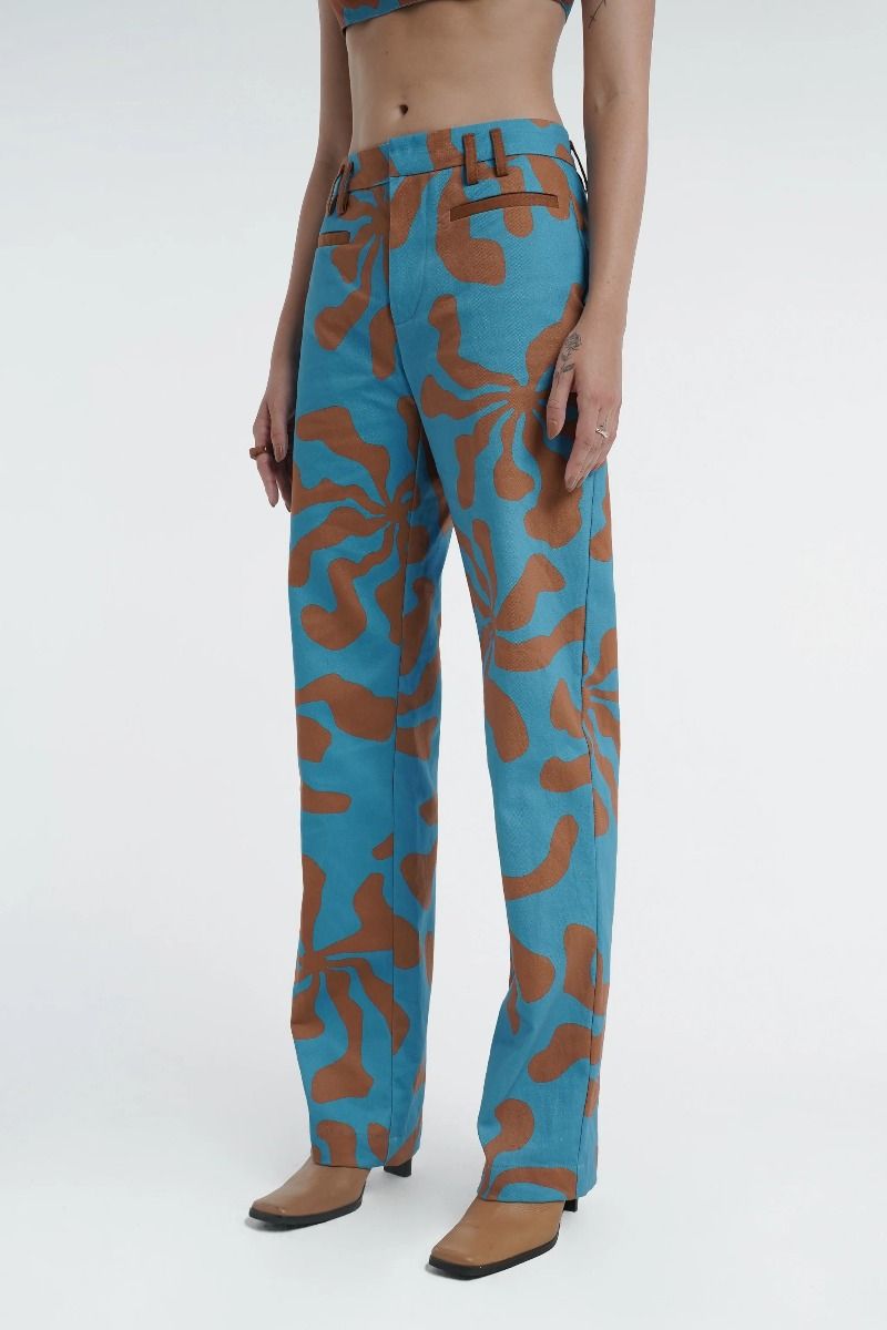 Low Rise Straight Trouser in Hawaii