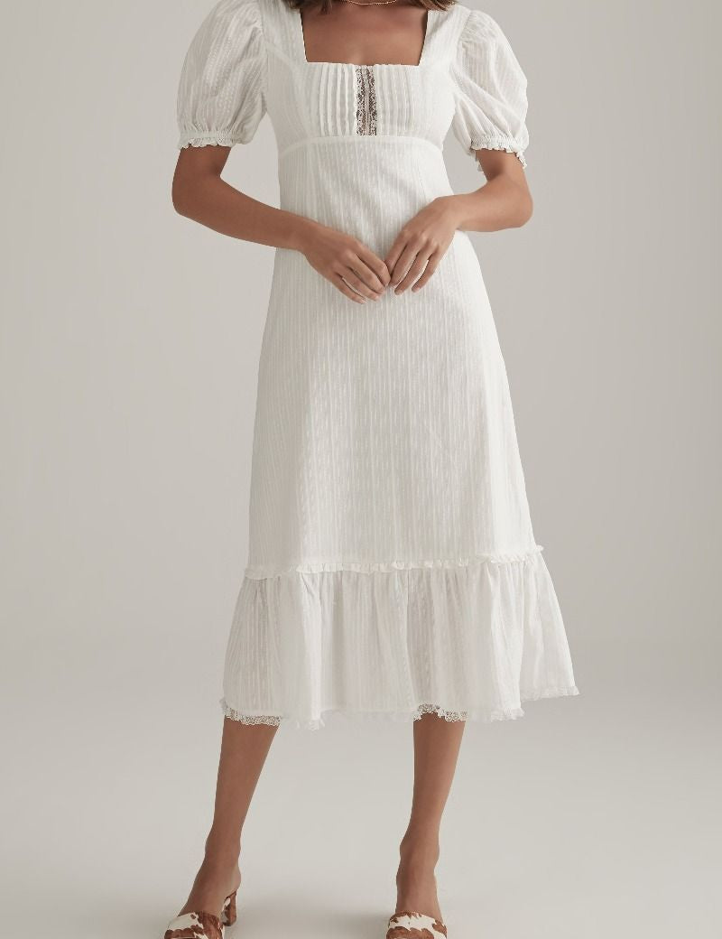 vera_dress_white_0851_c7740c7d-82ea-43e6-9e46-5c3fb445e0e0.jpg