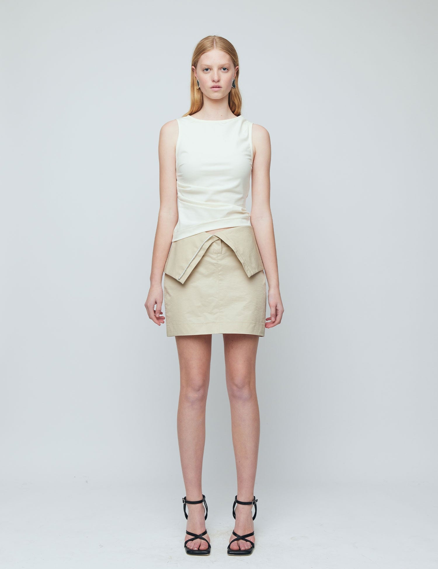 wynn-hamlyn-SS24-Felix-Skirt-Sand-01.jpg